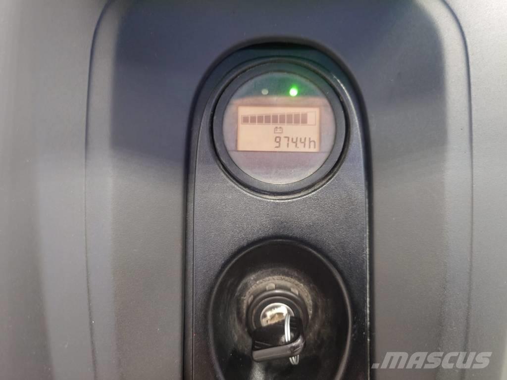 Linde L12/1172 Ručni električni viljuškar