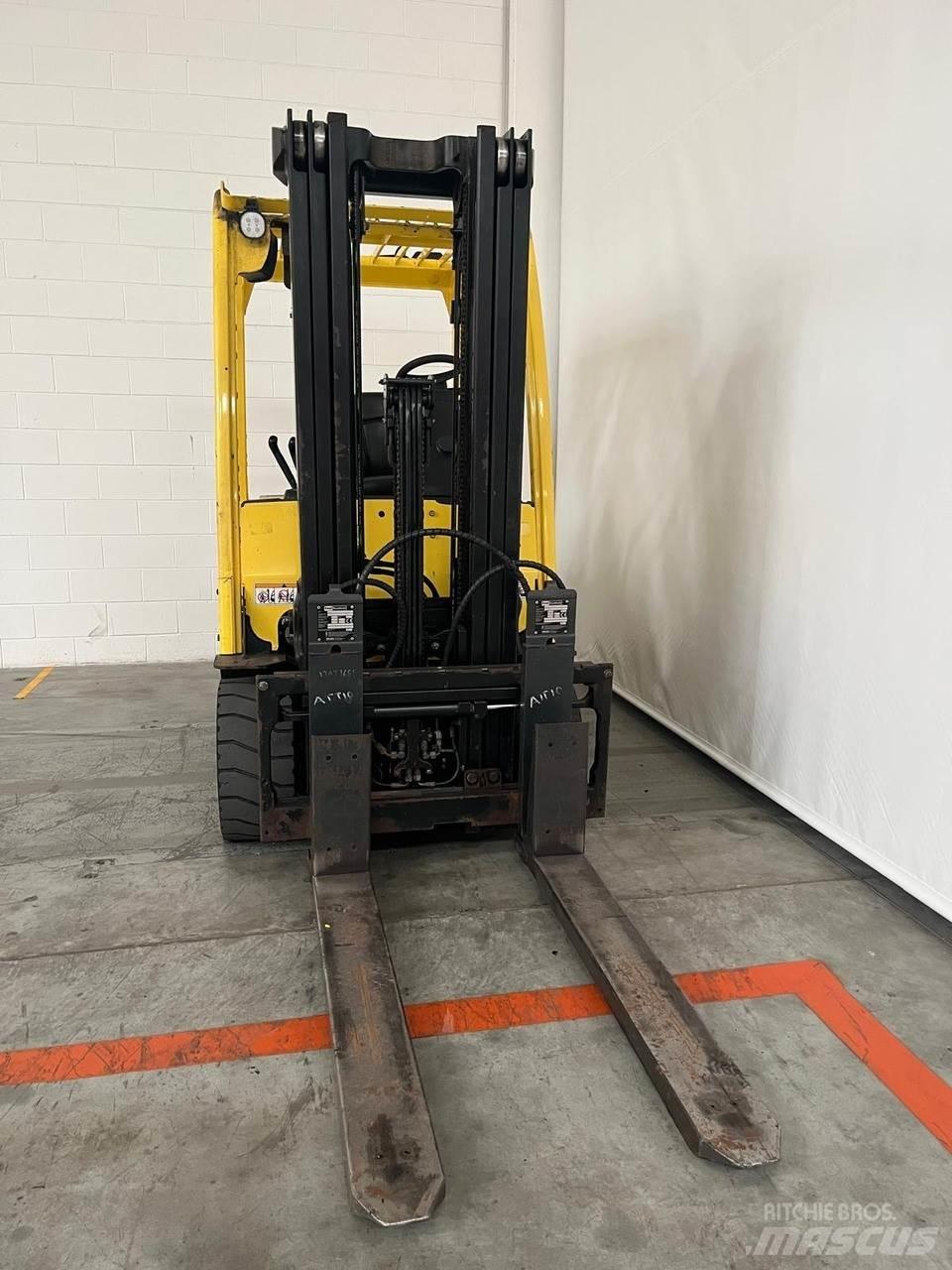 Hyster J3.0XN Električni viljuškari