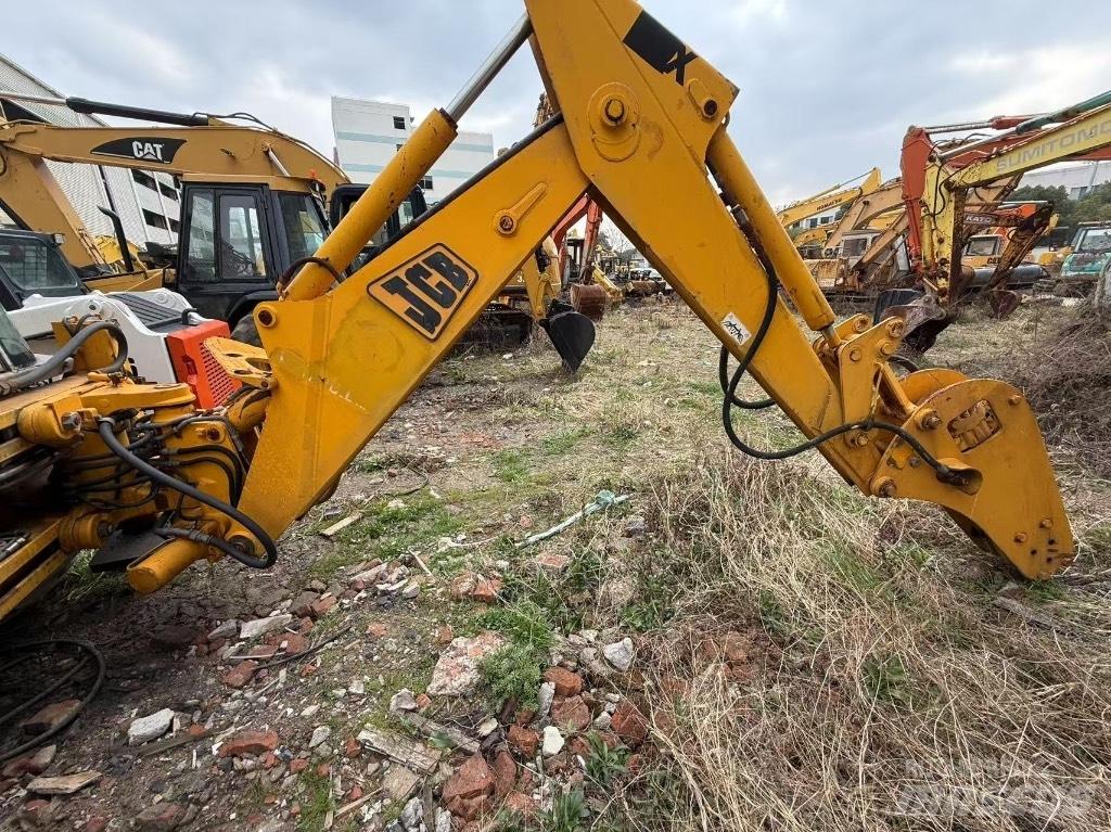JCB 3 CX Rovokopači