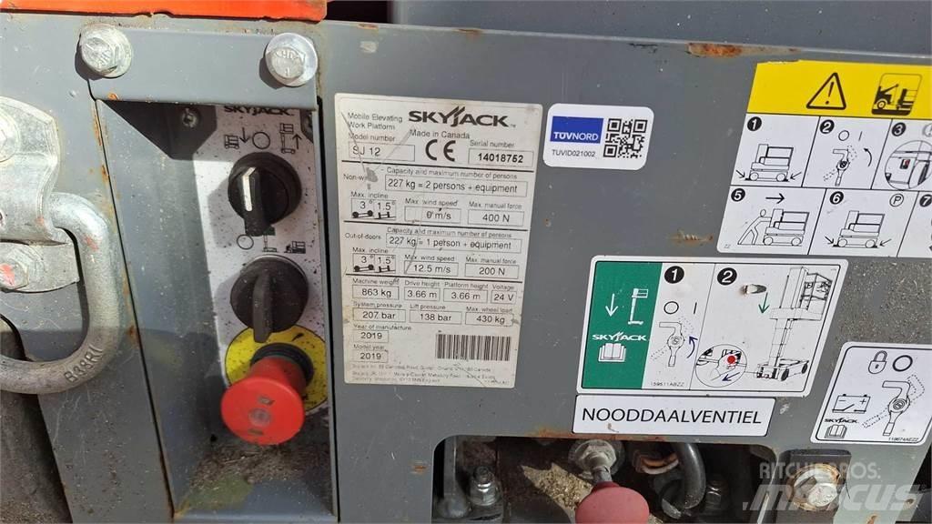 SkyJack SJ12 Ostali kranovi i platforme