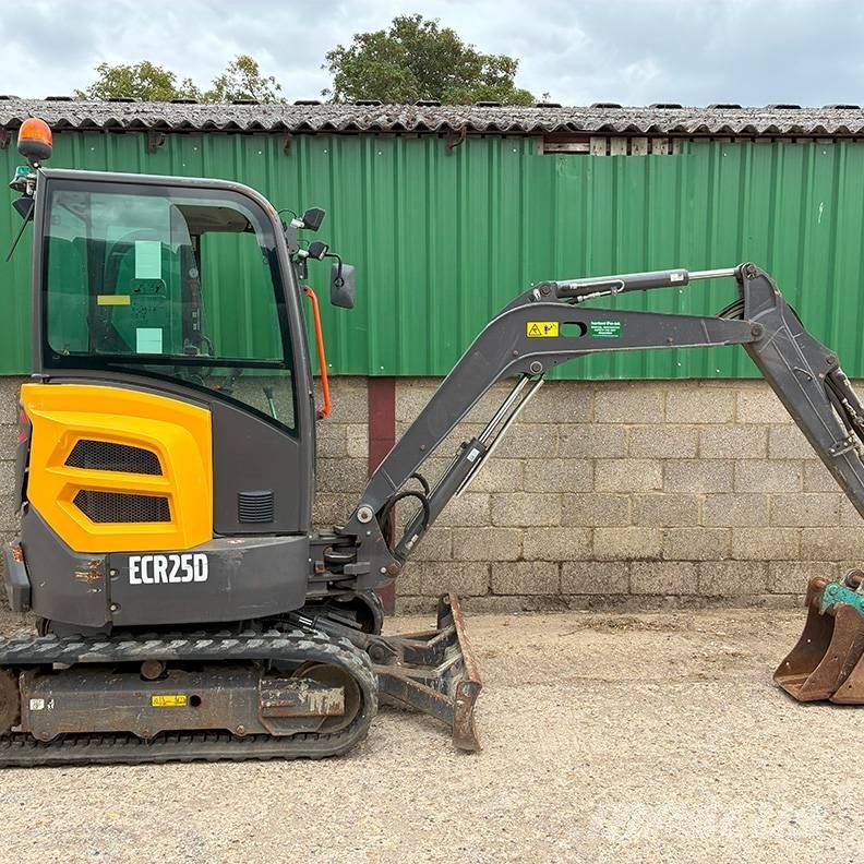 Volvo ECR25D Mini bageri < 7t