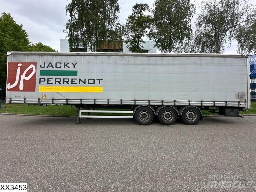 Fruehauf Tautliner Poluprikolice sa ciradom