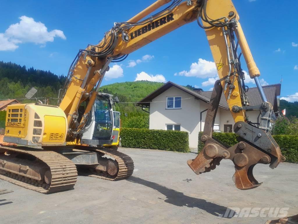 Liebherr R 924 Bageri guseničari