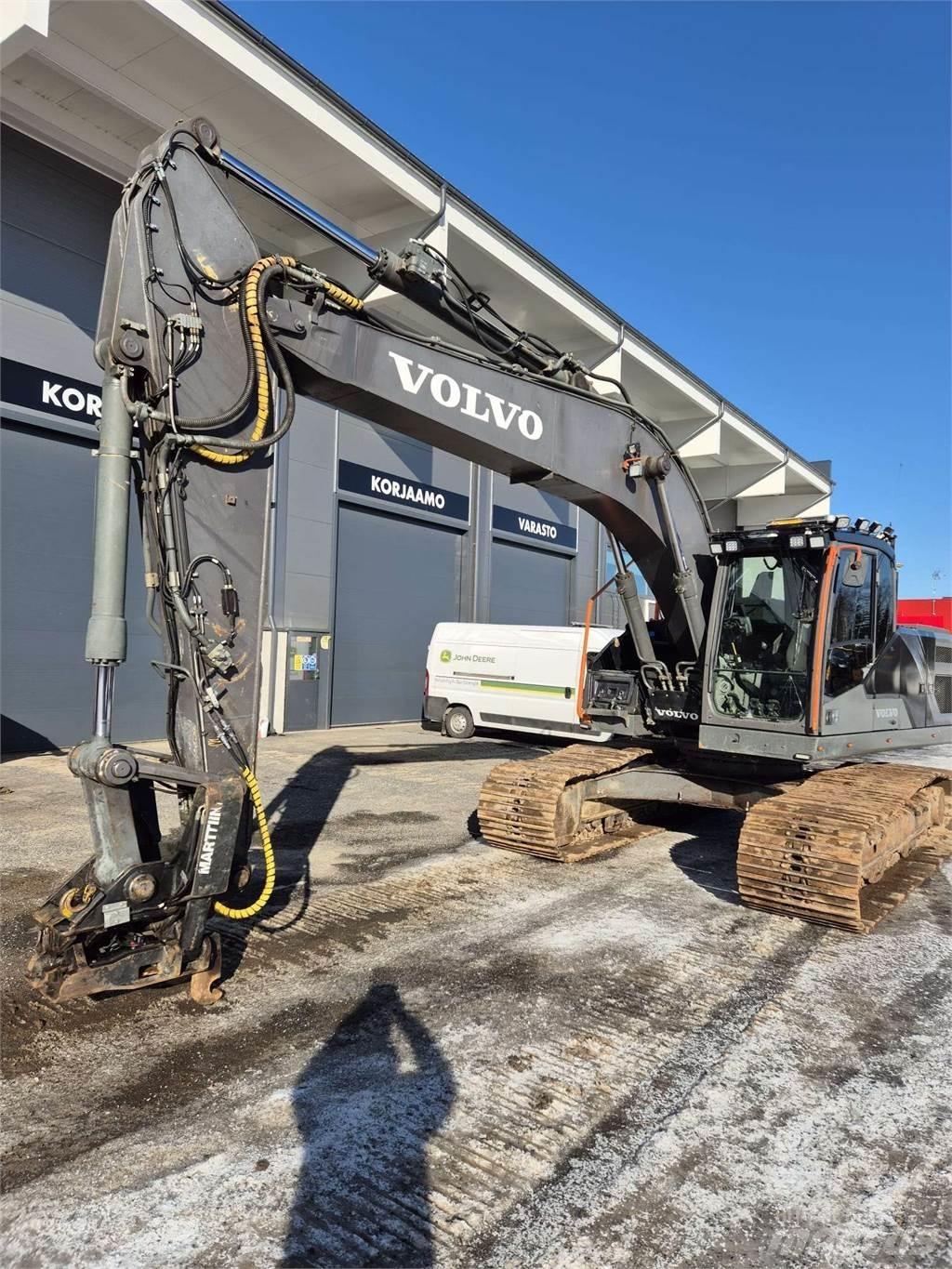 Volvo EC220EL Bageri guseničari