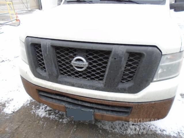 Nissan NV2500HD Sanduk kamioni