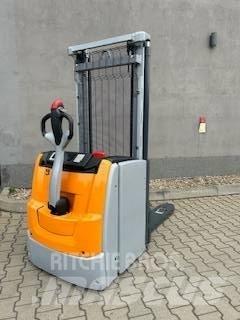 Still EXV 16 Ručni električni viljuškar