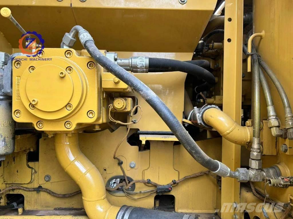 CAT 320 GC Bageri guseničari