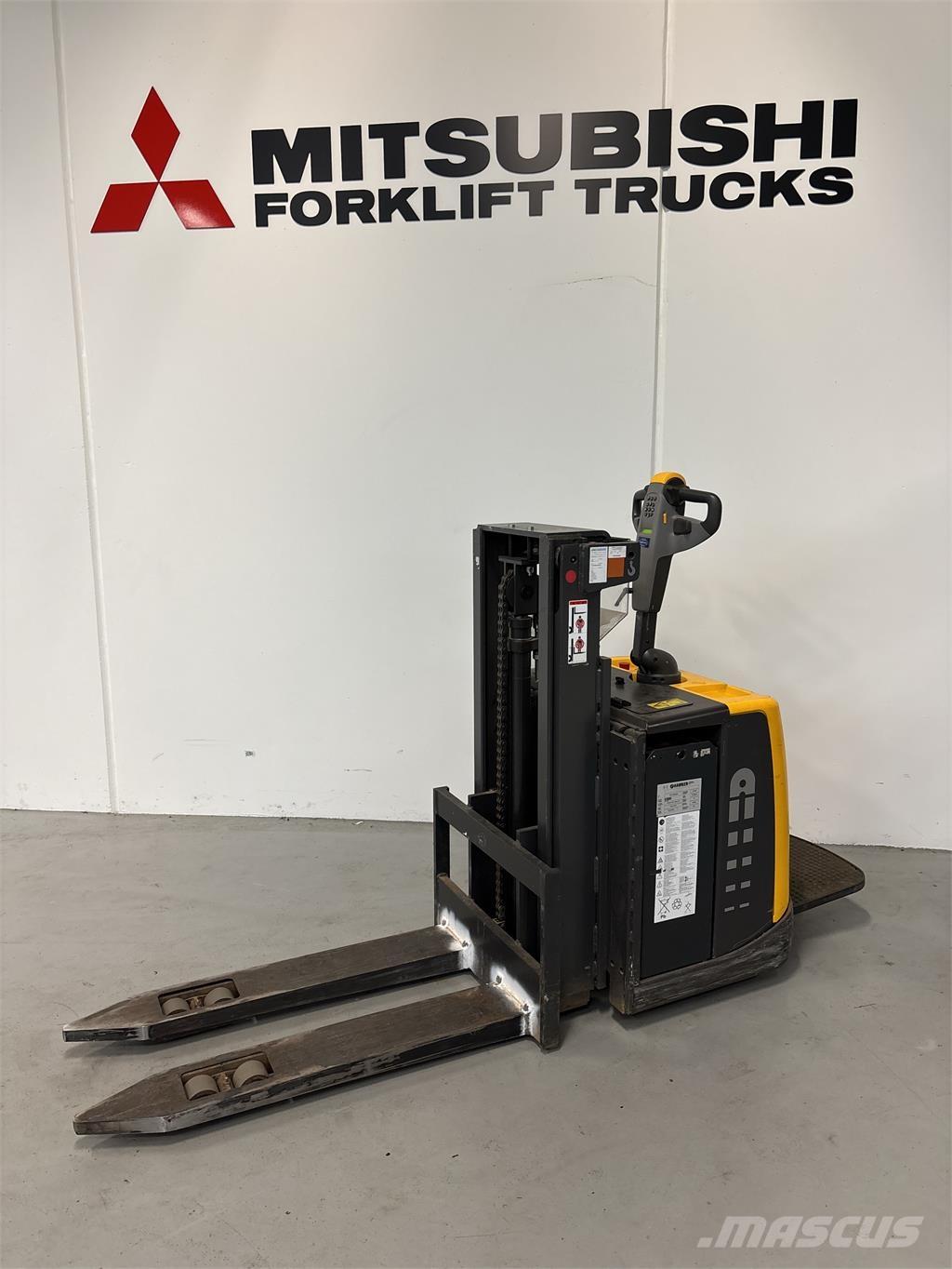 Atlet PSP160 Samopogonski ručni viljuškari