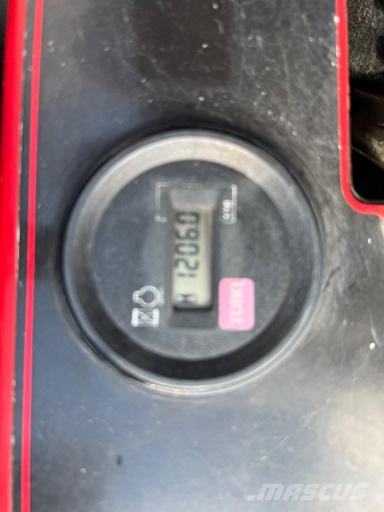 Toro Procore 648 Uredjaji za provetravanje i snimači