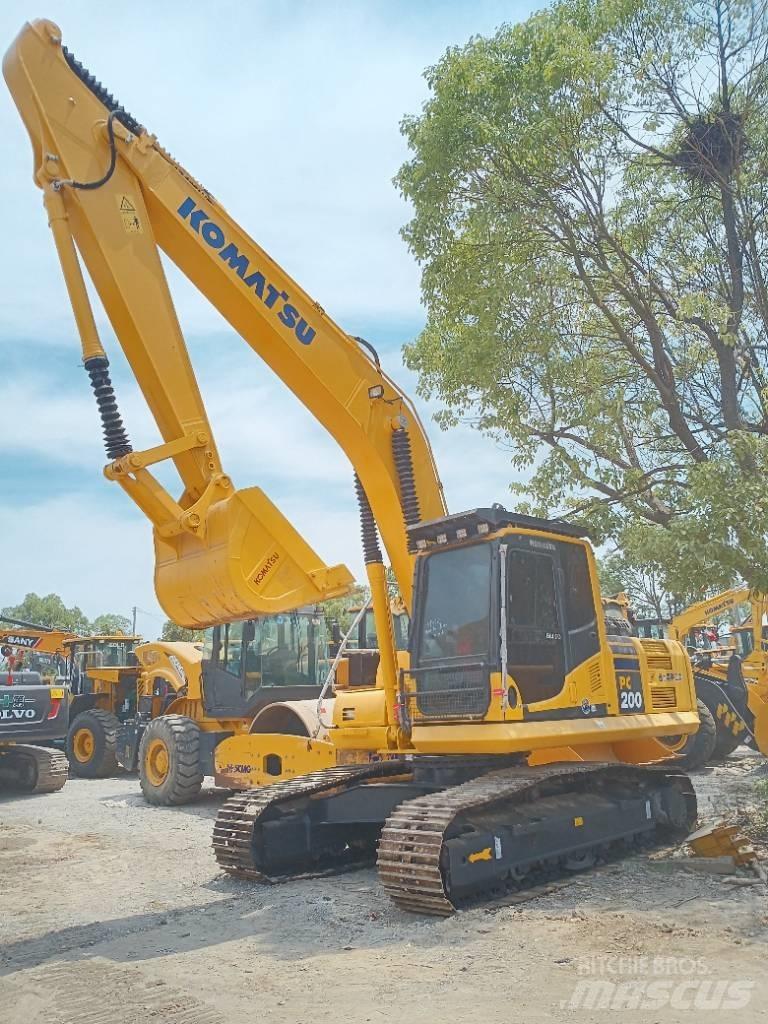 Komatsu PC 200 Bageri guseničari