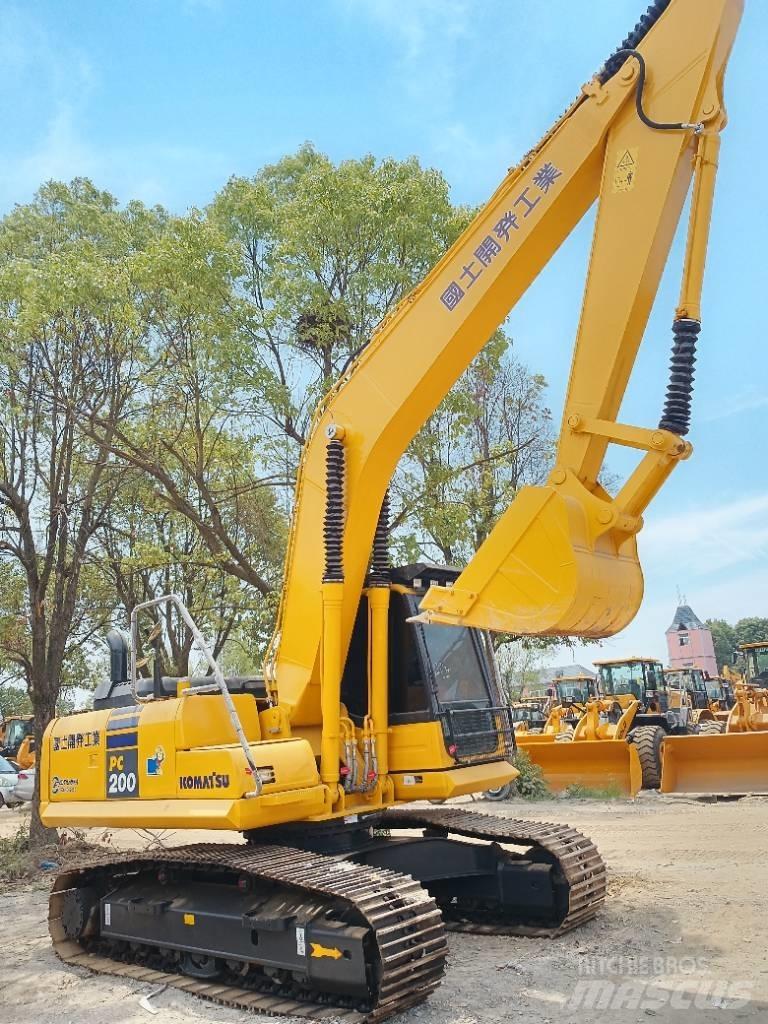 Komatsu PC 200 Bageri guseničari