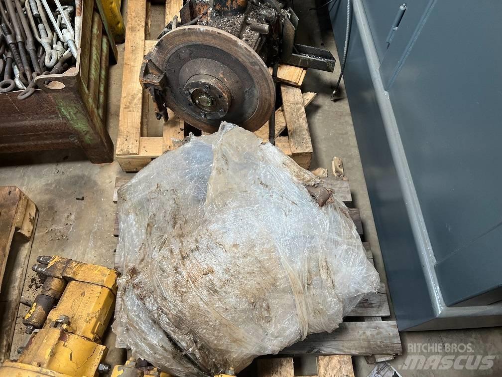 CAT 140 G gearbox Grejderi