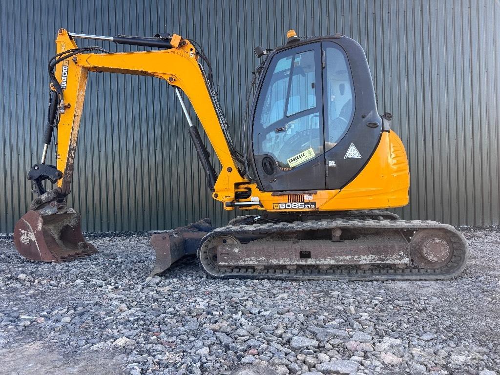 JCB 8085 ZTS Midi bageri 7t – 12t