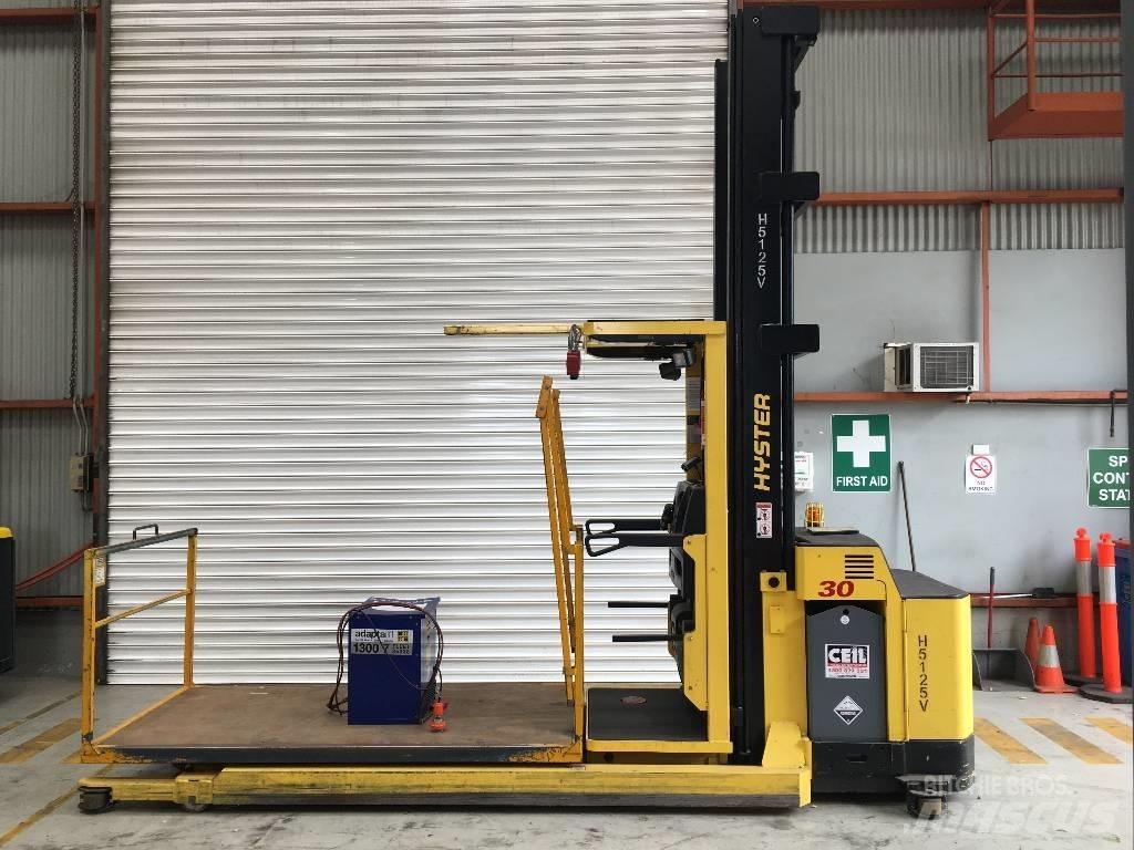Hyster R30XMF2 Visoko dizajući komisioni viljuškar
