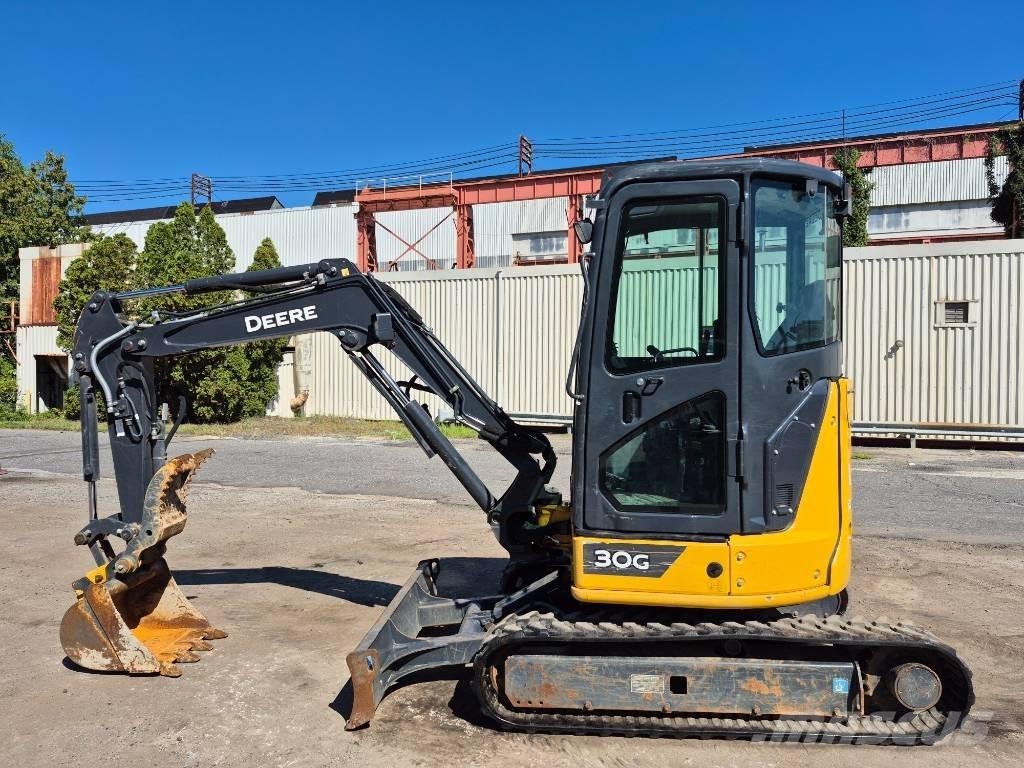 John Deere 30G Mini bageri < 7t