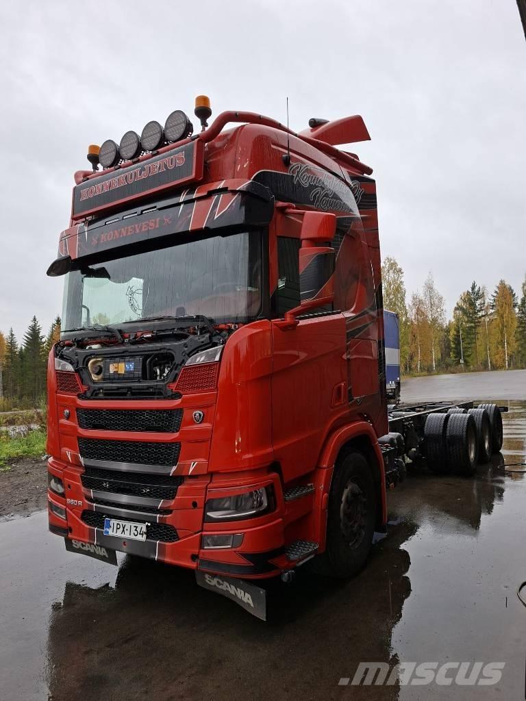 Scania R 560 Kamioni-šasije