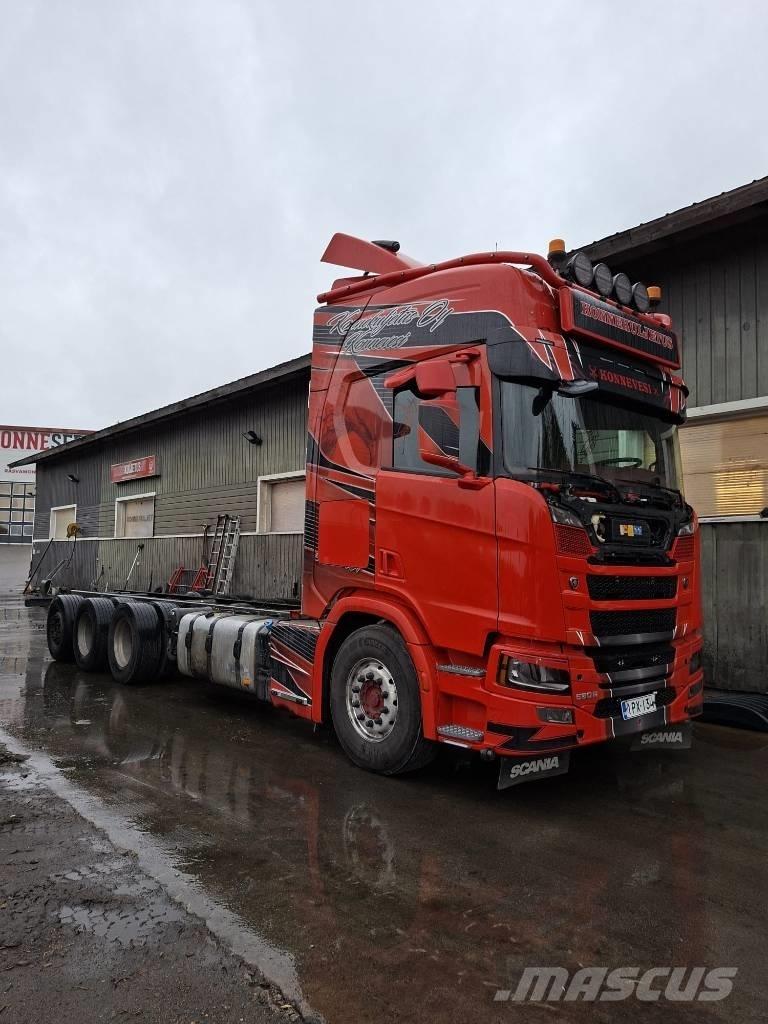 Scania R 560 Kamioni-šasije