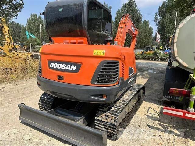 Doosan DX55 Mini bageri < 7t