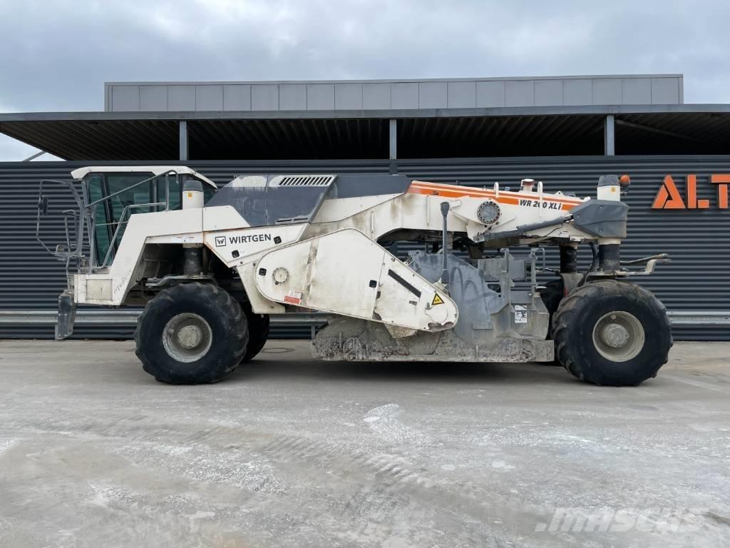 Wirtgen WR 200 XLI Freze za asfalt