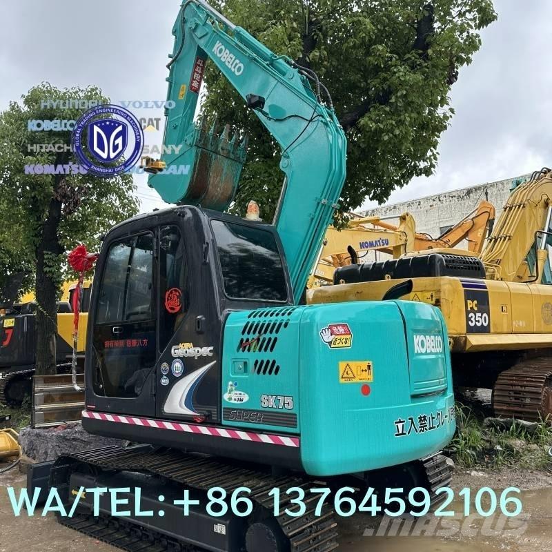 Kobelco SK75-8 Bageri guseničari