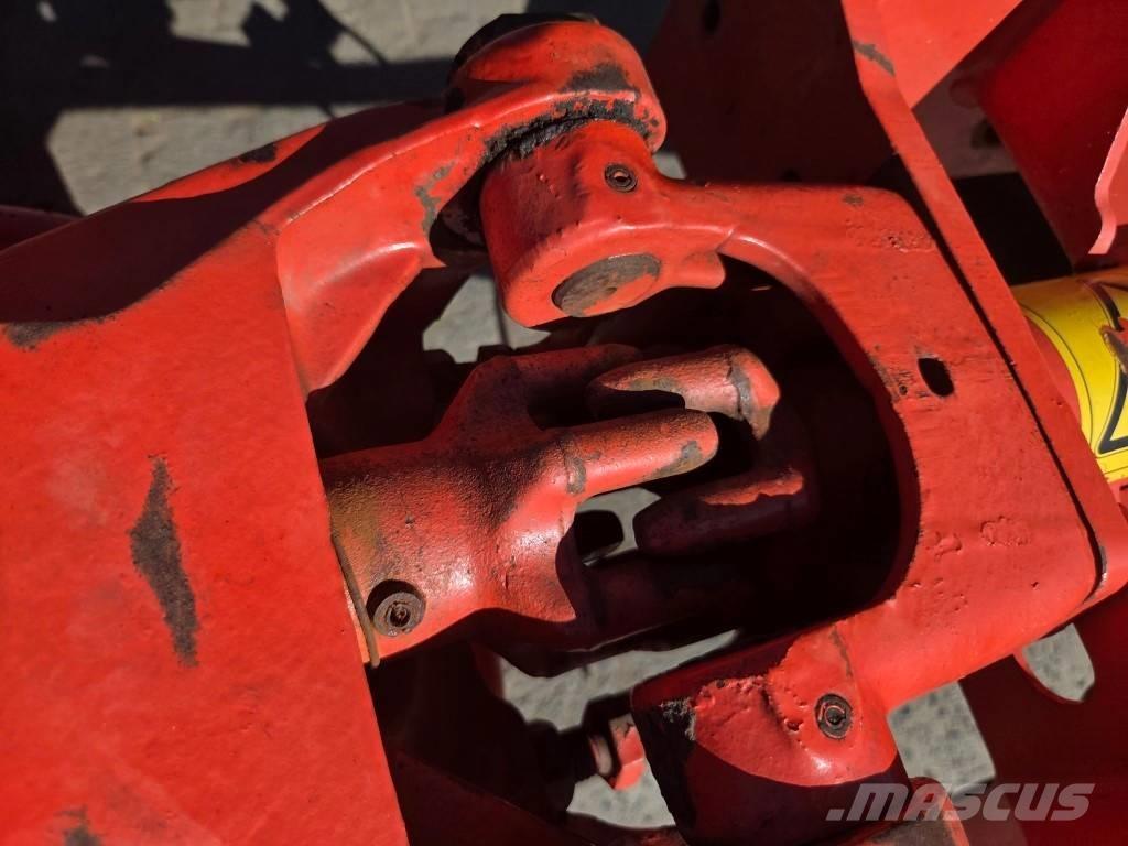 Kuhn GF 7601 MHO Okretači i sakupljači sena