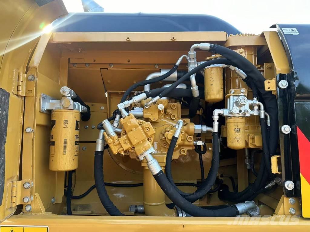 CAT 330D Bageri guseničari