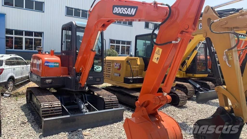 Doosan DH 55-V Mini bageri < 7t