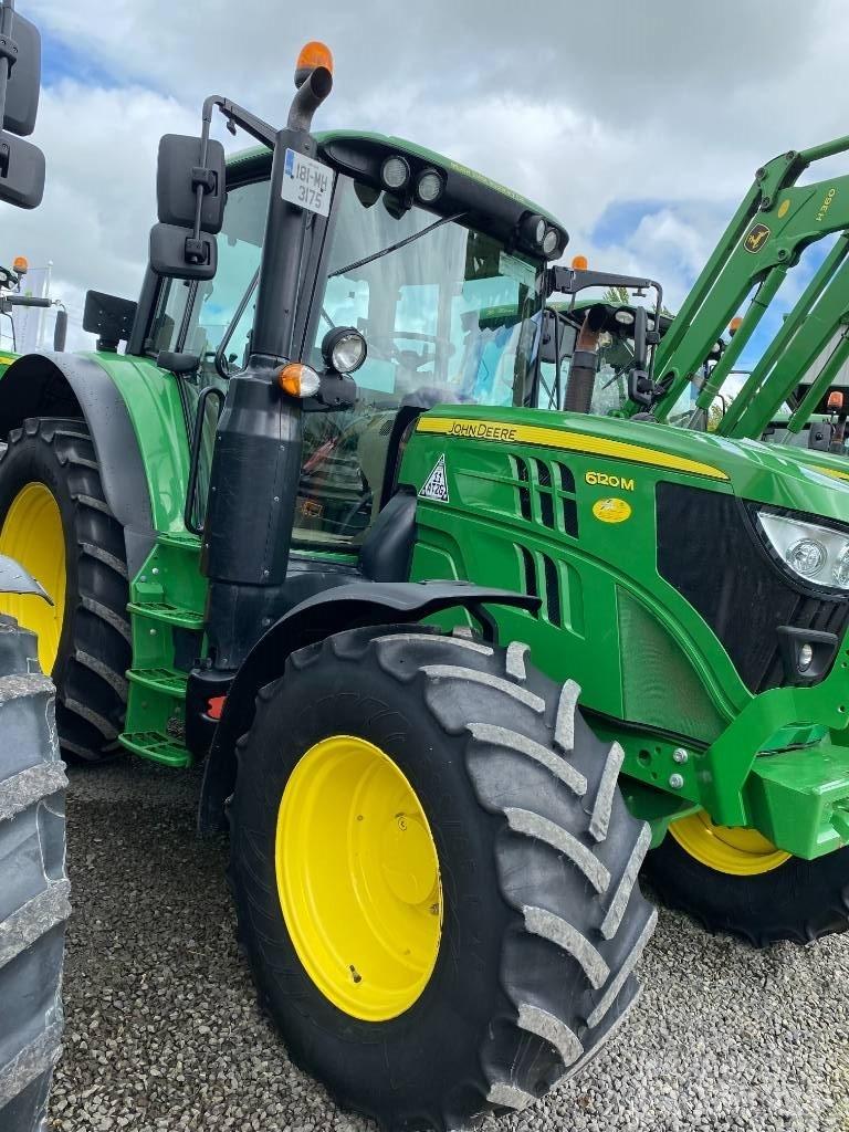 John Deere 6120 M Traktori
