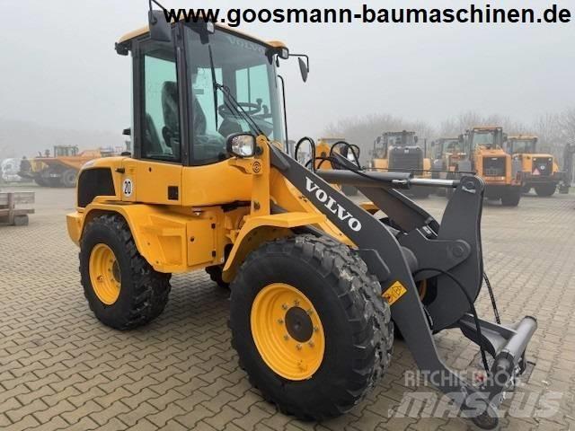 Volvo L 30 G Utovarivači na točkove