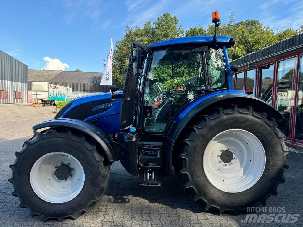Valtra N 174 A Traktori