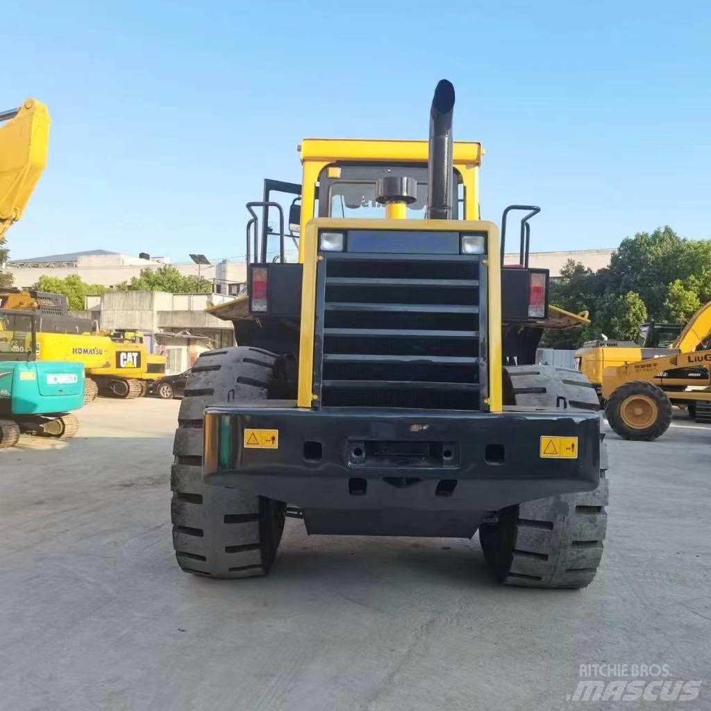 Komatsu WA 320-5 Utovarivači na točkove