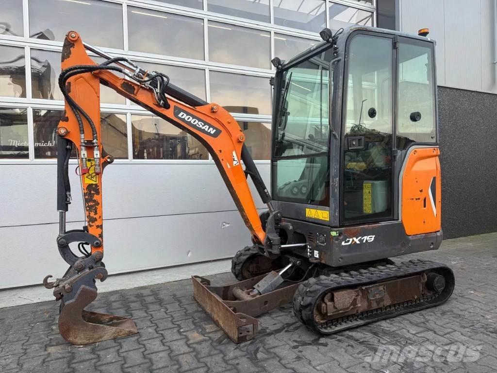 Doosan DX19 Mini bageri < 7t