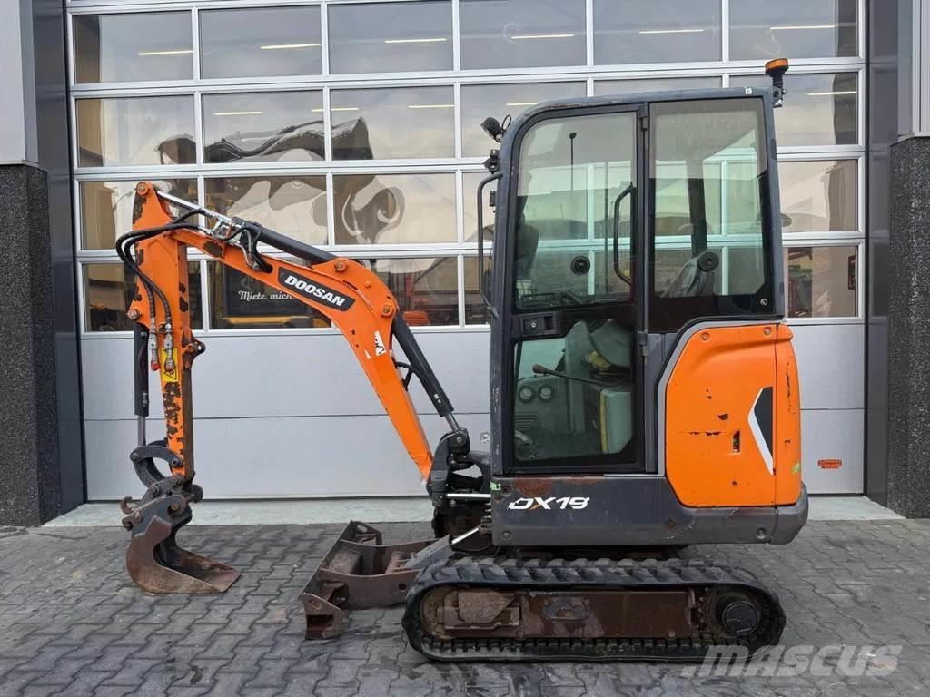 Doosan DX19 Mini bageri < 7t