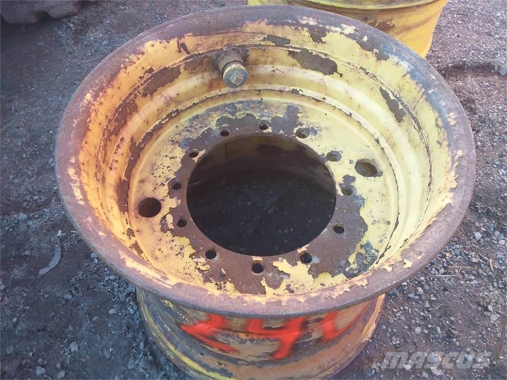 Rottne H20 24x30,5 Gume, točkovi i felne