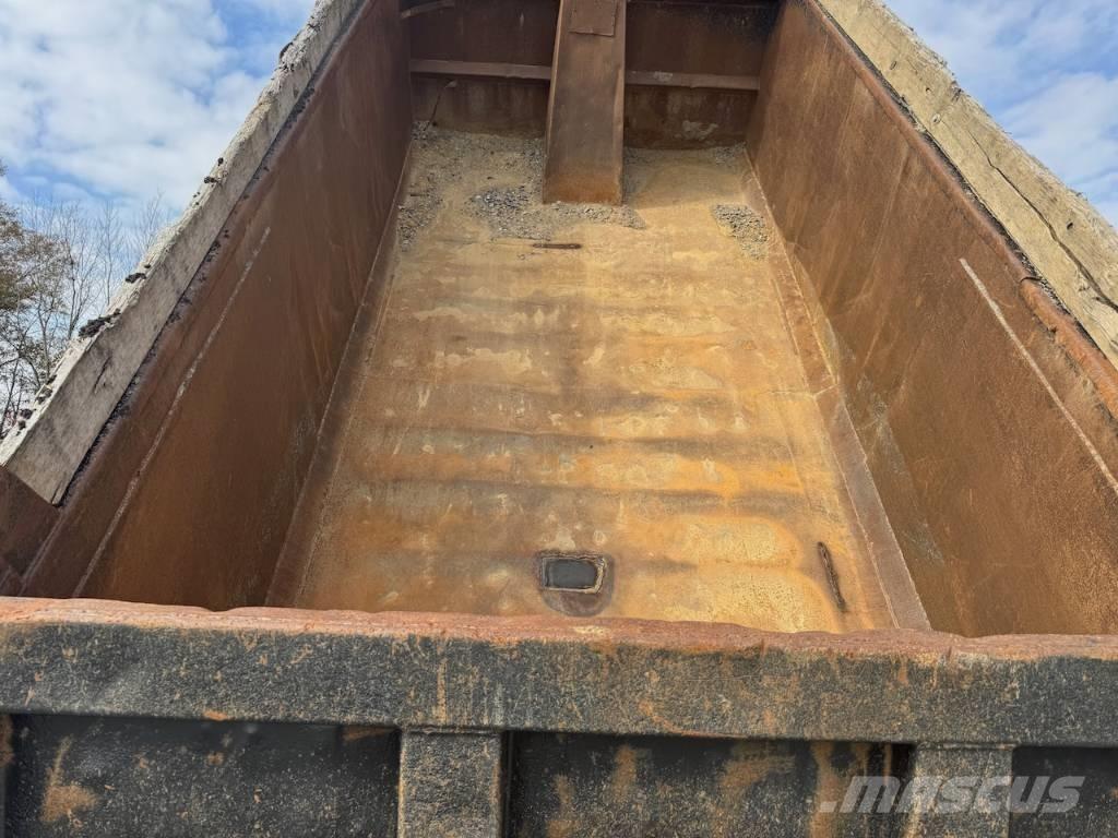 Mack RD 688 S Kiperi kamioni