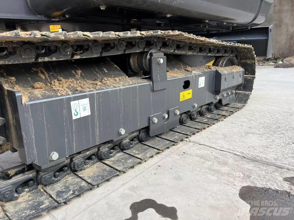 Develon DX 60 E-10 N Mini bageri < 7t