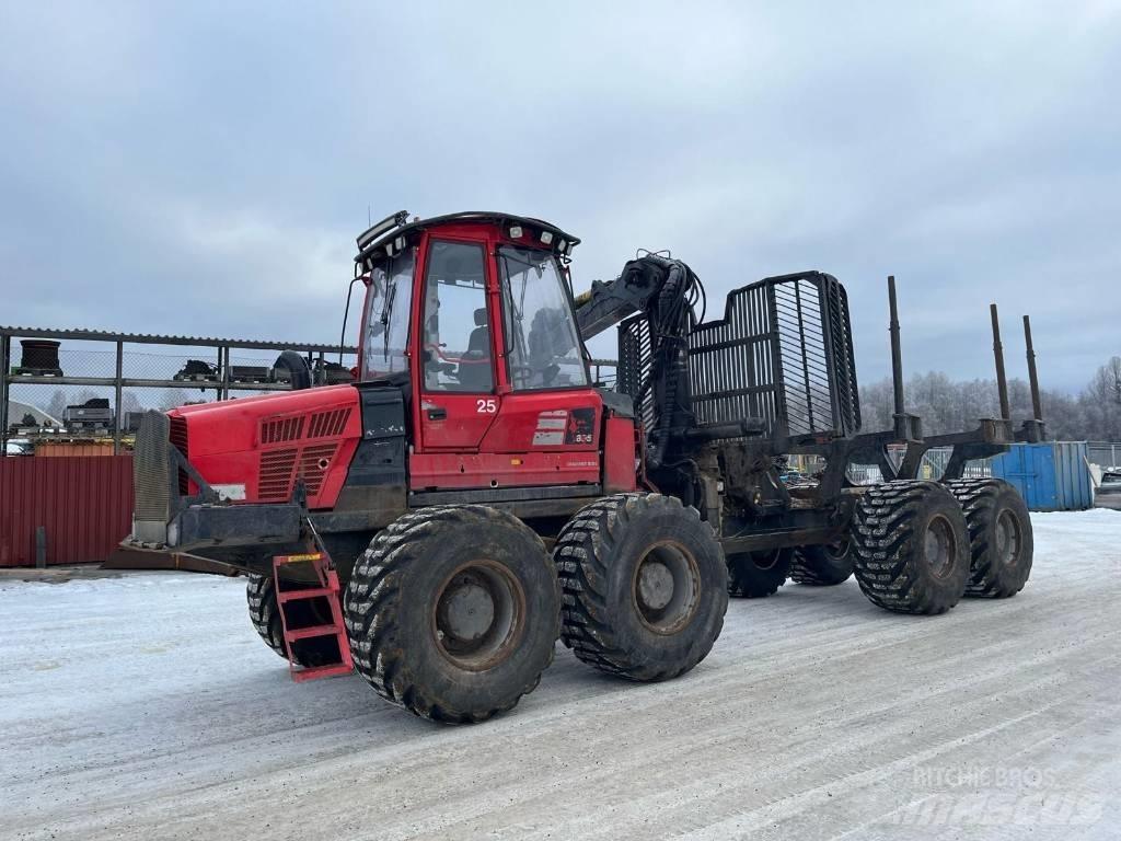 Komatsu 895 Forvarderi