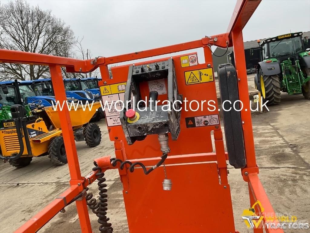 JLG 1930 ES Makazaste platforme