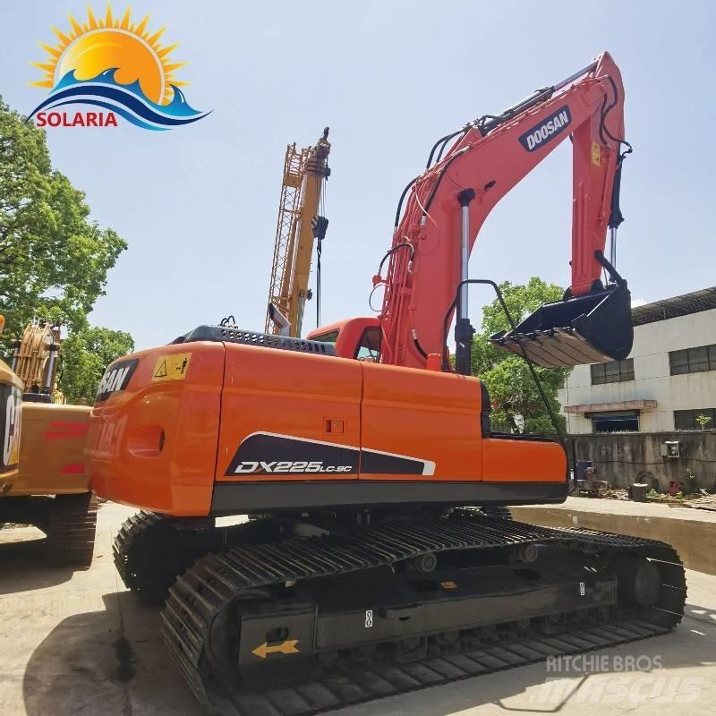 Doosan dx225lc-9c Bageri guseničari