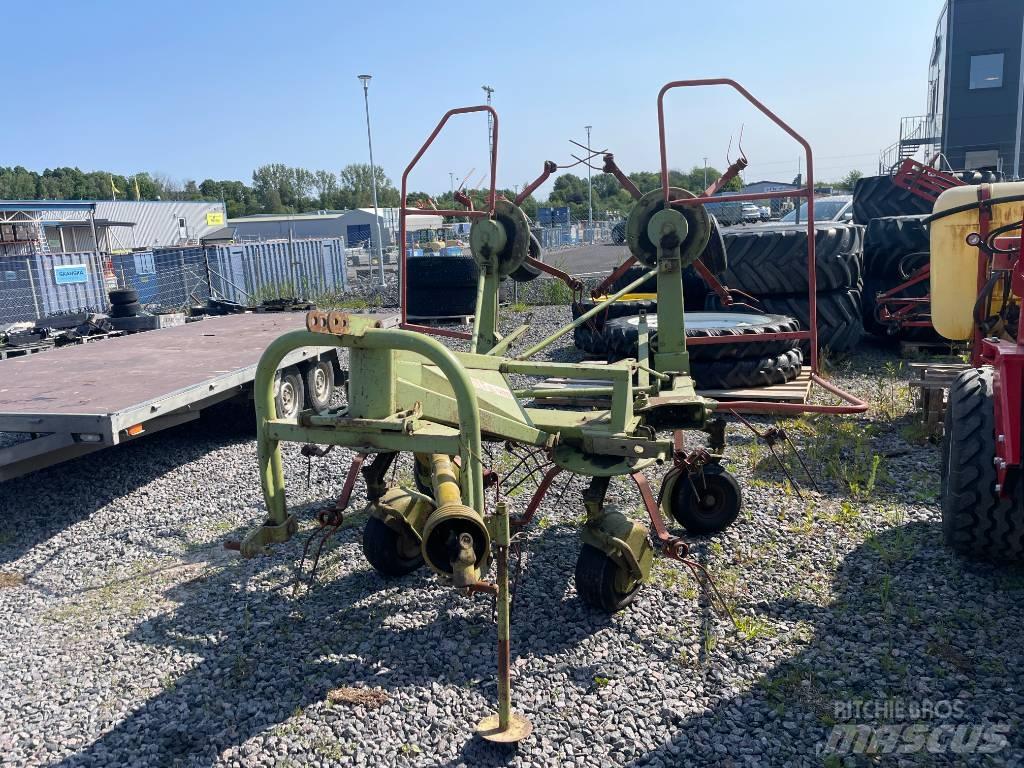 CLAAS W 600 Okretači i sakupljači sena