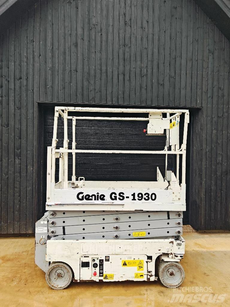 Genie 1930es Makazaste platforme