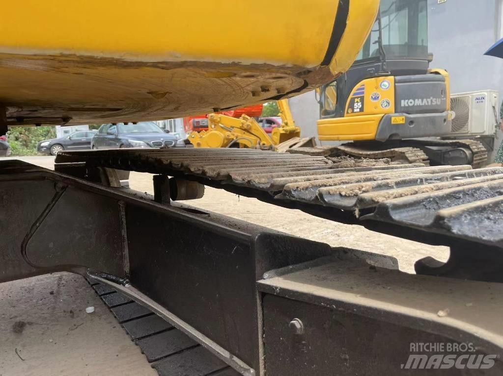 Komatsu 78 Bageri guseničari