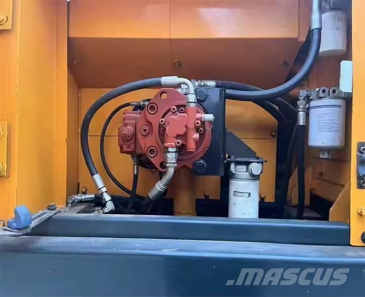 Hyundai R220LC-9S Bageri guseničari