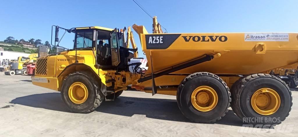 Volvo A 25 E Zglobni damperi