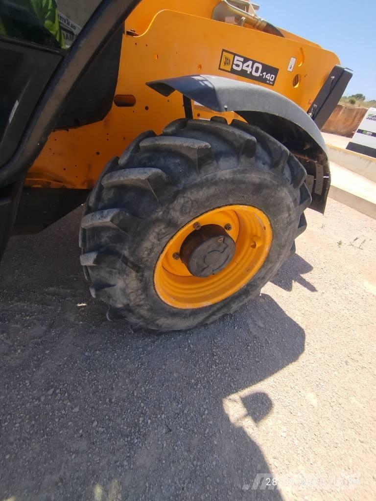 JCB 540-140 Teleskopski viljuškari