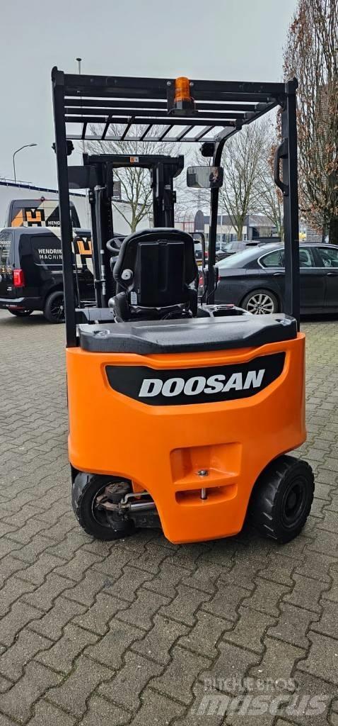 Doosan B 25 X-7 Električni viljuškari