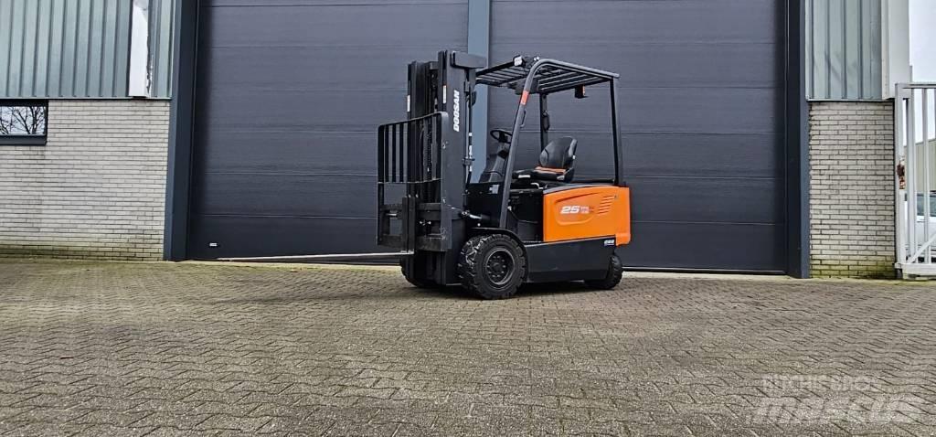Doosan B 25 X-7 Električni viljuškari