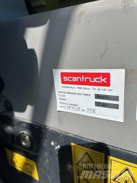 Komatsu WA200-8 Utovarivači na točkove