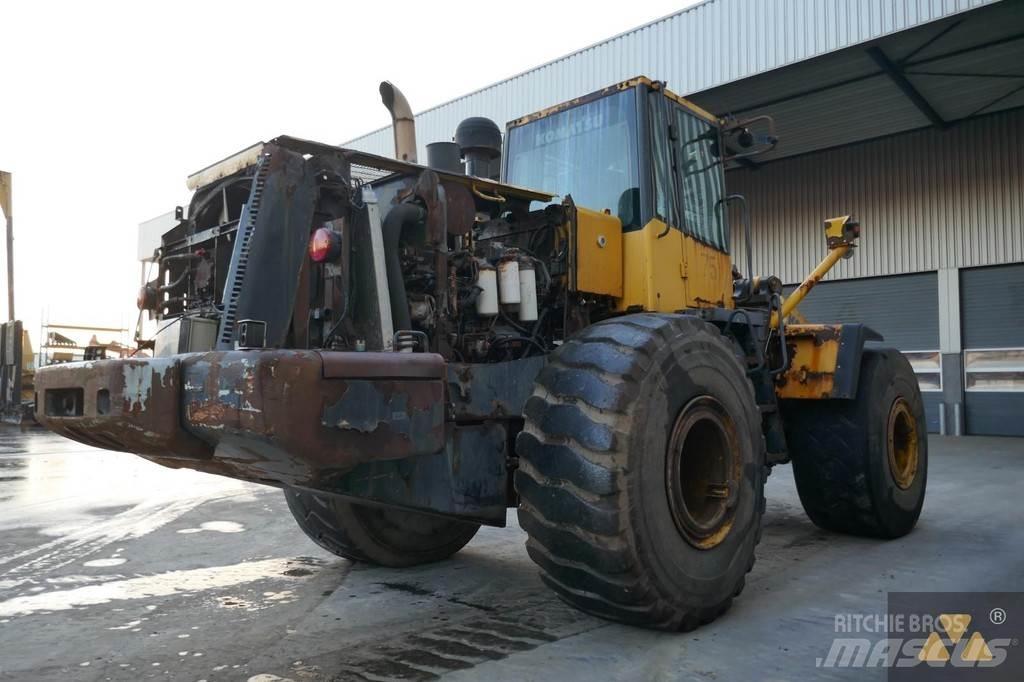 Komatsu WA470-6 Utovarivači na točkove