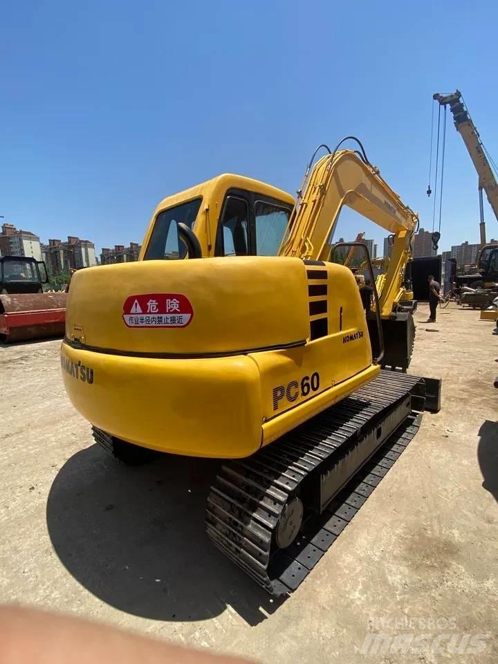 Komatsu PC60-7 Bageri guseničari